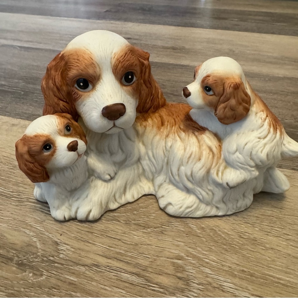 Vintage Homco White and Brown Ceramic Dog Mom with Pups Figurine